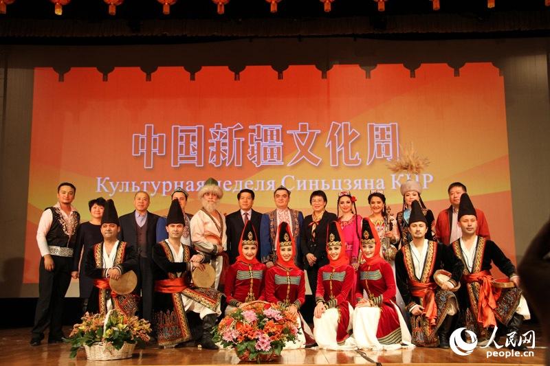  莫斯科当地时间25日下午，“中国新疆文化周”在中国驻俄罗斯大使馆拉开帷幕 人民网记者 华迪摄