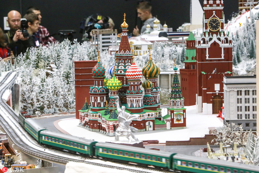 俄展出地标微缩景观模型 “克林姆林宫”栩栩如生